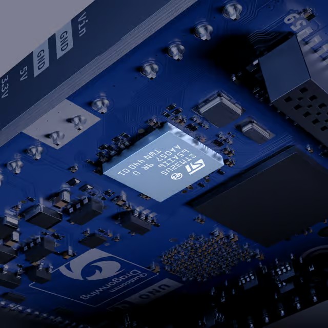Arduino Uno Q 2GB - Image 2
